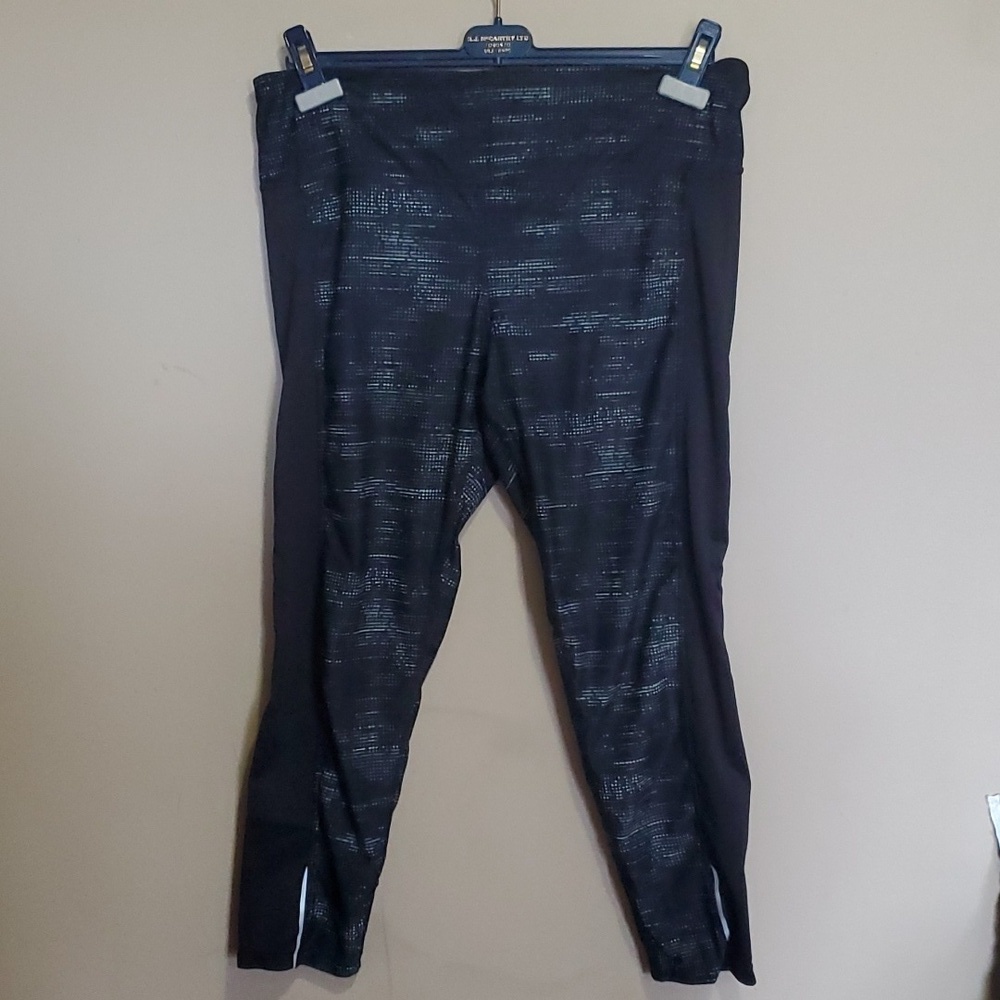 Pure NRC athletics leggings size large